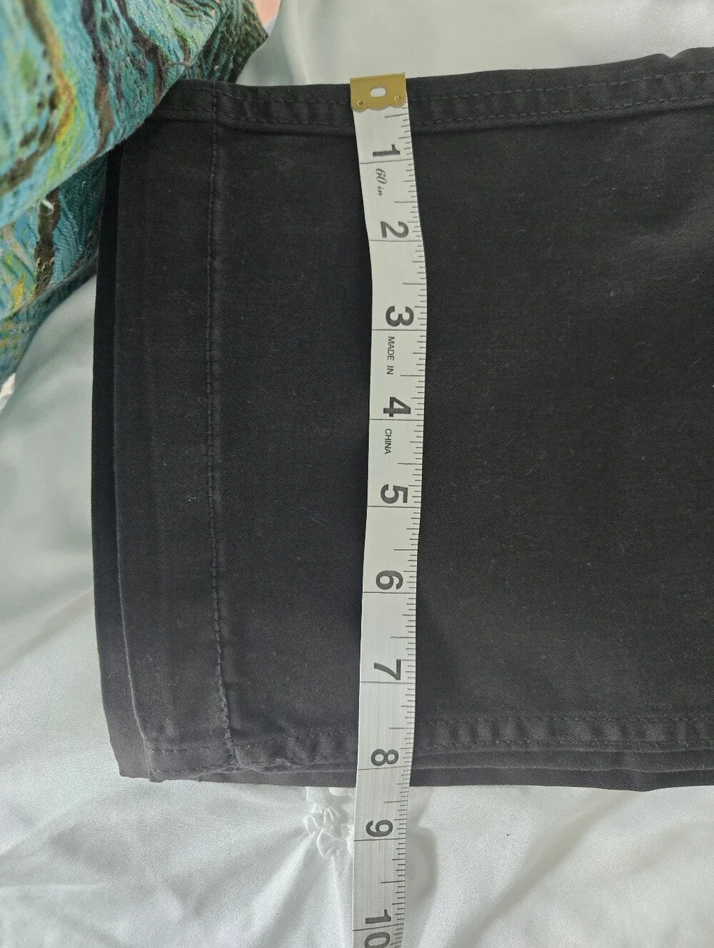 Men's Black Straight-Leg Chinos, NEW. Size 40x32